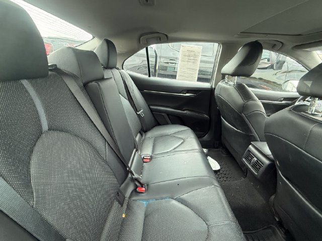 Used 2022 Toyota Camry XLE w/ Navigation Upgrade Package FWD image 21