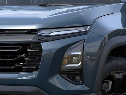 New 2027 Chevrolet Equinox LT w/ Convenience Package II FWD image 10