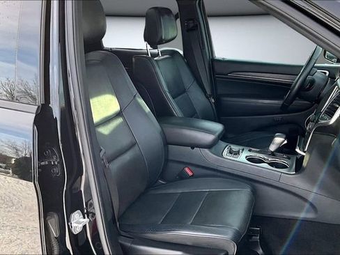 Used 2018 Jeep Grand Cherokee High Altitude image 28