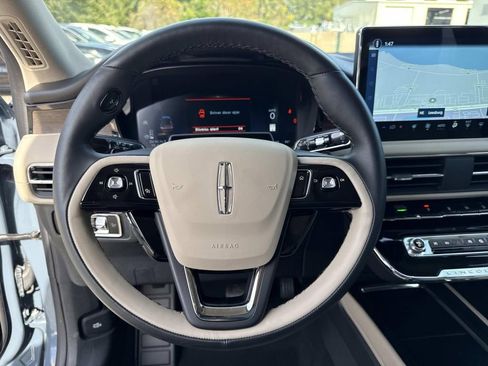 New 2026 Lincoln Corsair Reserve image 27