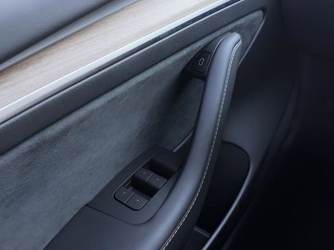 Used 2023 Tesla Model 3 Long Range image 16