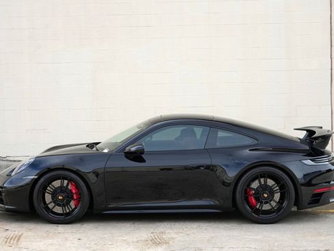 Used 2024 Porsche 911 Carrera GTS w/ Premium Package RWD image 50