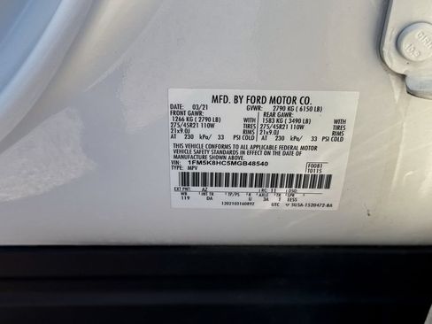 Certified 2021 Ford Explorer Platinum w/ Equipment Group 601A AWD/4WD image 26