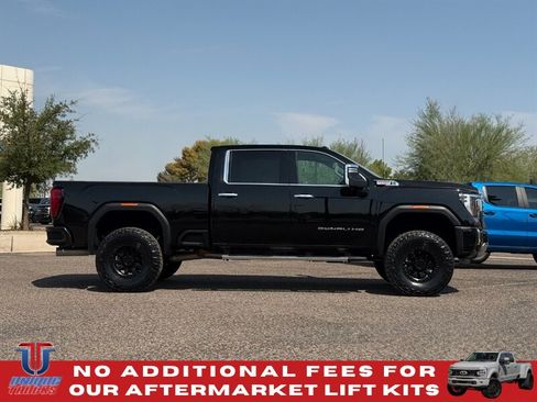 Used 2024 GMC Sierra 2500 Denali w/ Denali Reserve Package AWD/4WD image 5