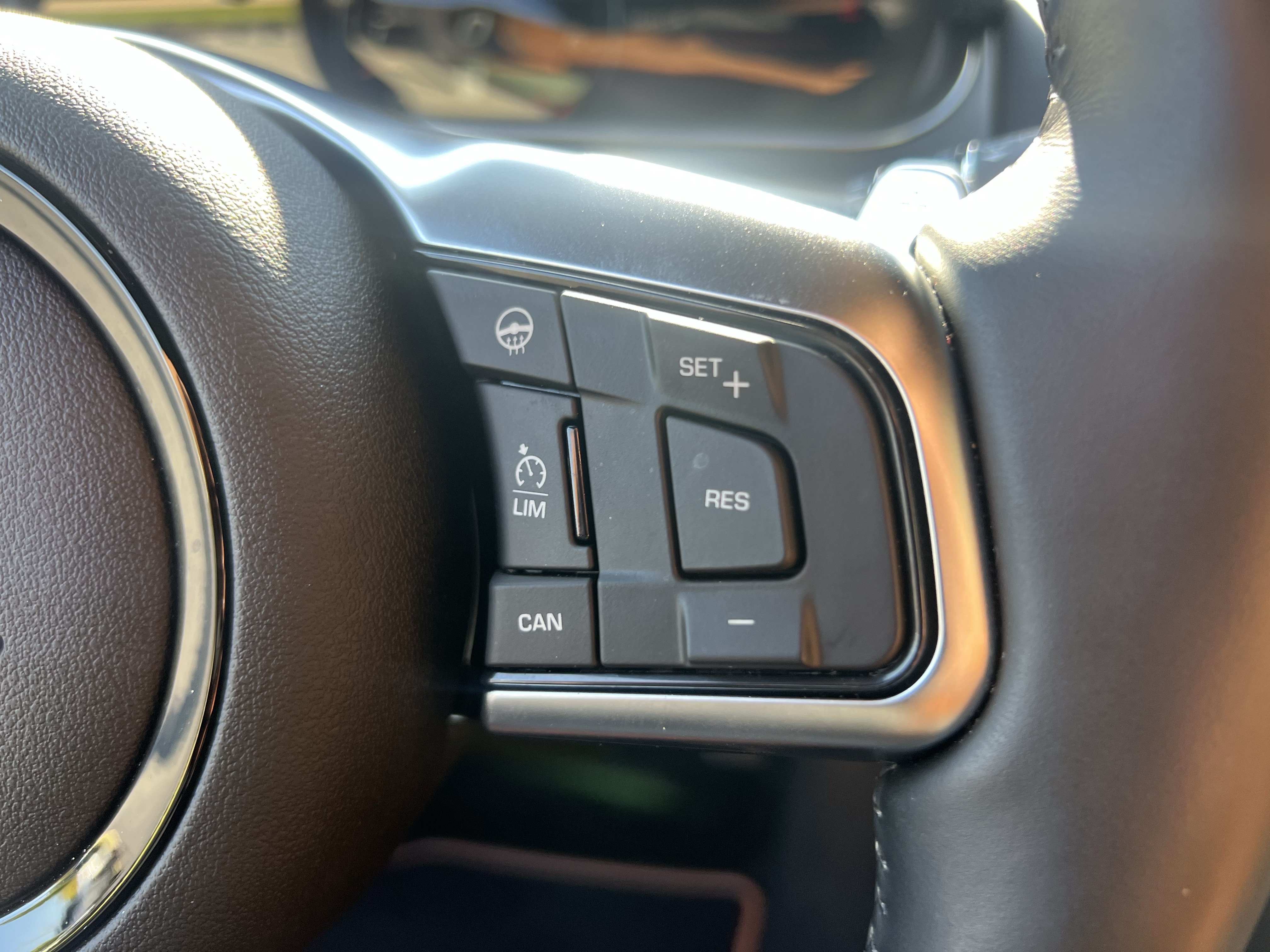 Certified 2024 Jaguar F-TYPE R-Dynamic RWD image 23