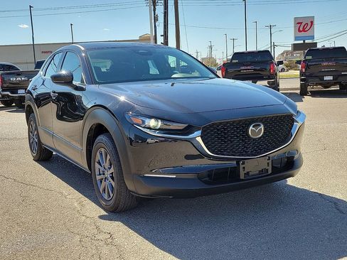 Used 2025 MAZDA CX-30 AWD 2.5 S image 2