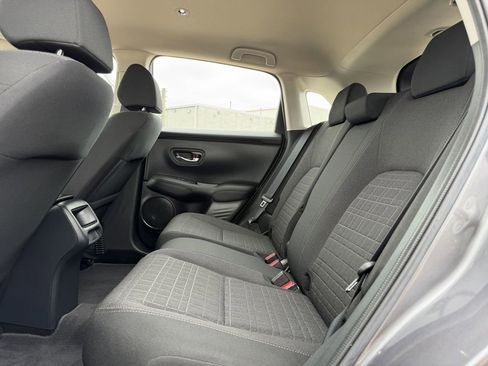 Used 2025 Honda HR-V LX image 27