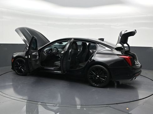 Used 2023 Cadillac CT5 Luxury w/ LPO, ONYX Package image 39