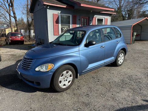 Used 2007 Chrysler PT Cruiser image 2