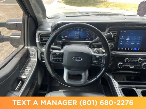 Used 2023 Ford F250 Lariat w/ Lariat Ultimate Package AWD/4WD image 19