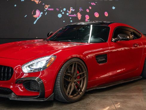 Used 2016 Mercedes-Benz AMG GT S image 2