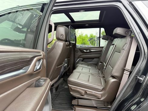 Used 2021 GMC Yukon Denali w/ Denali Ultimate Package AWD/4WD image 24