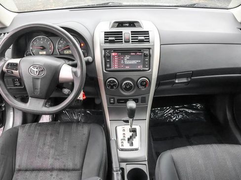 Used 2013 Toyota Corolla S FWD image 24