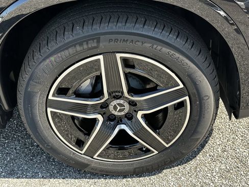 New 2026 Mercedes-Benz GLC 300 4MATIC image 14