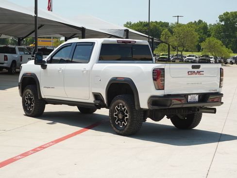 Used 2025 GMC Sierra 2500 AT4X AWD/4WD image 3