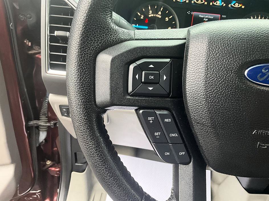 Used 2016 Ford F150 XLT w/ Equipment Group 302A Luxury AWD/4WD image 33
