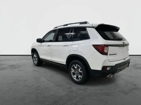 Certified 2023 Honda Passport TrailSport image 9