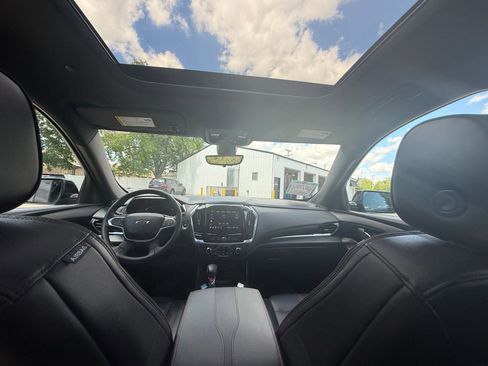 Used 2023 Chevrolet Traverse RS w/ LPO, Floor Liner Package AWD/4WD image 28