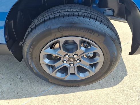 New 2026 Ford Maverick XLT FWD image 17