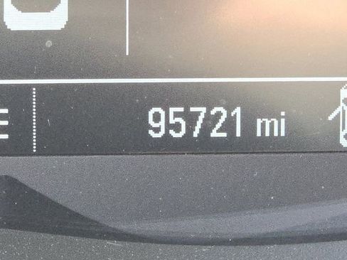 Used 2022 Chevrolet Trax LS w/ Tint and Cruise Package image 30