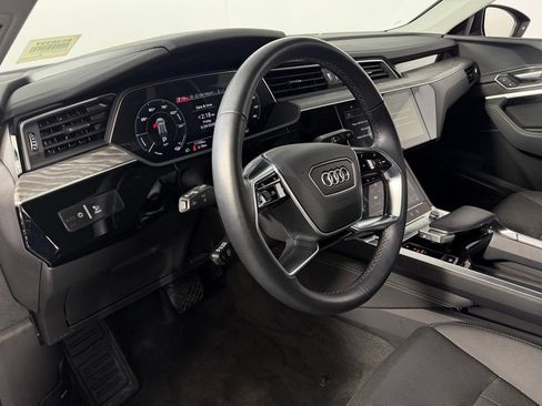 Used 2024 Audi Q8 e-tron Premium Plus w/ Premium Plus Package AWD/4WD image 23