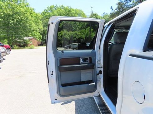 Used 2013 Ford F150 Lariat w/ Luxury Equipment Group AWD/4WD image 11