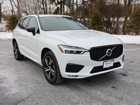 Used 2021 Volvo XC60 T6 R-Design image 1