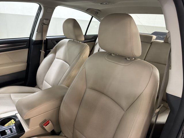 Used 2018 Subaru Legacy 3.6R Limited AWD/4WD image 13