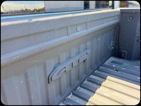 Used 2020 GMC Sierra 1500 AT4 w/ AT4 Premium Package image 6