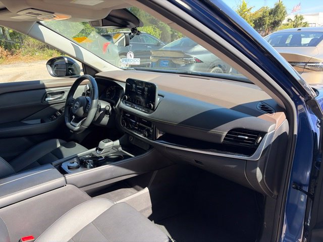 Used 2023 Nissan Rogue SL w/ SL Premium Package AWD/4WD image 11