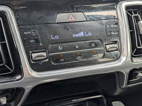Used 2023 Kia Sorento SX FWD image 70