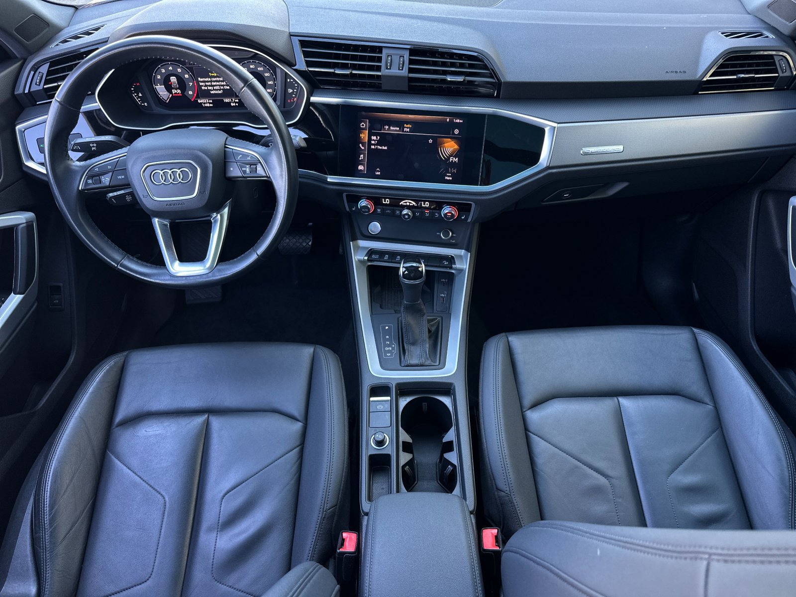 Used 2020 Audi Q3 2.0T Premium Plus w/ Premium Plus Package AWD/4WD image 13