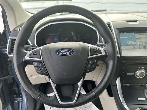 Used 2018 Ford Edge Titanium w/ Equipment Group 302A image 11