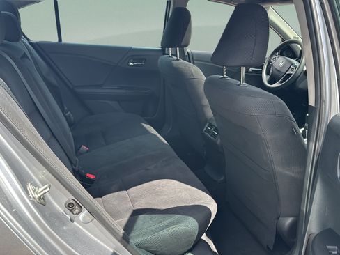 Used 2016 Honda Accord EX image 20