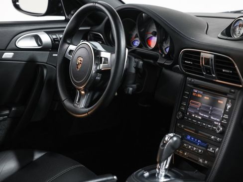 Used 2011 Porsche 911 Turbo S image 23