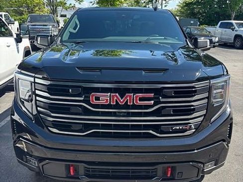 Used 2025 GMC Sierra 1500 AT4 w/ AT4 Premium Package AWD/4WD image 2