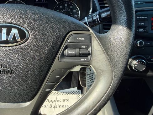 Used 2018 Kia Forte LX FWD image 20