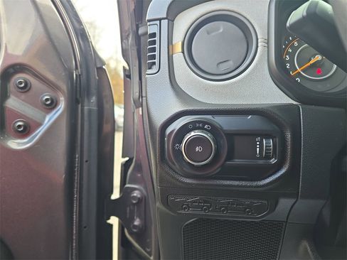 Used 2024 Jeep Wrangler Sport image 14