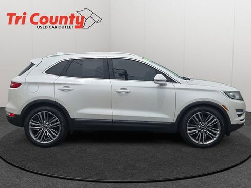 Used 2019 Lincoln MKZ Reserve AWD/4WD image 9