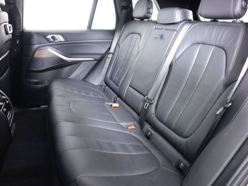 Used 2022 BMW X5 xDrive40i image 36