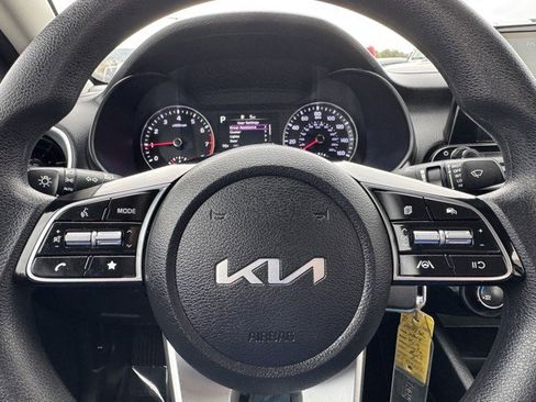 Used 2024 Kia Forte LXS image 21