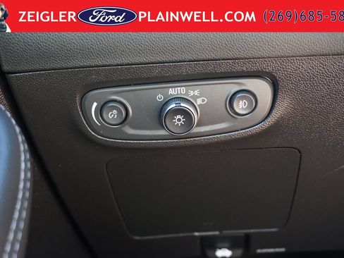 Used 2023 Buick Encore GX Essence w/ Experience Buick Package AWD/4WD image 30