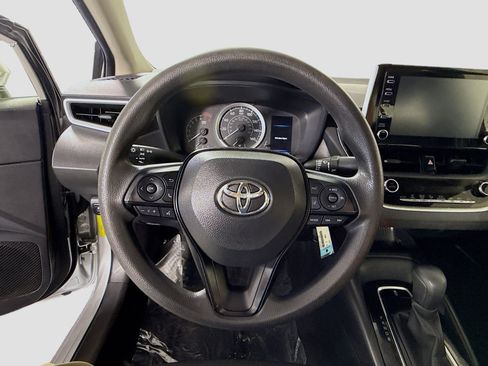 Used 2020 Toyota Corolla LE image 13
