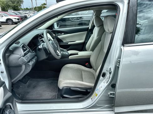 Used 2022 Honda Insight EX image 2