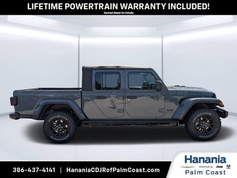 New 2026 Jeep Gladiator Sport AWD/4WD image 2
