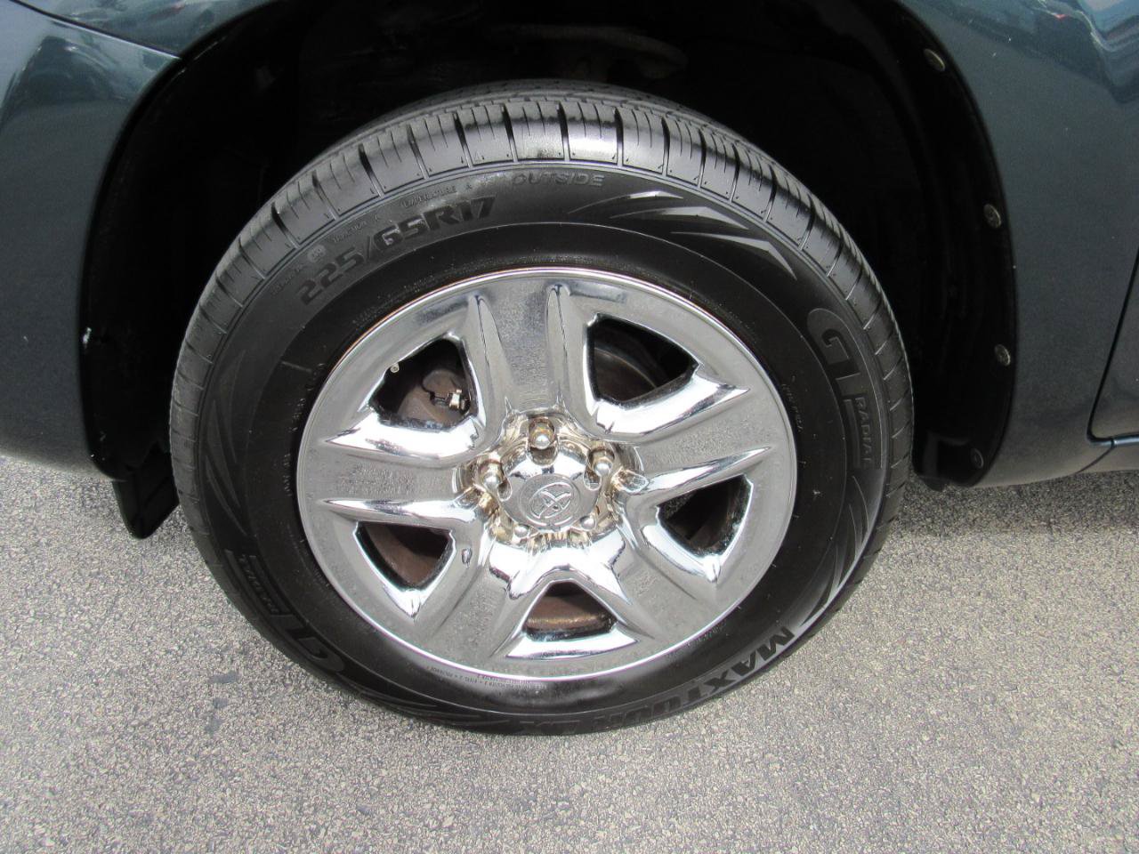 Used 2012 Toyota RAV4 4WD w/ Value Pkg image 10