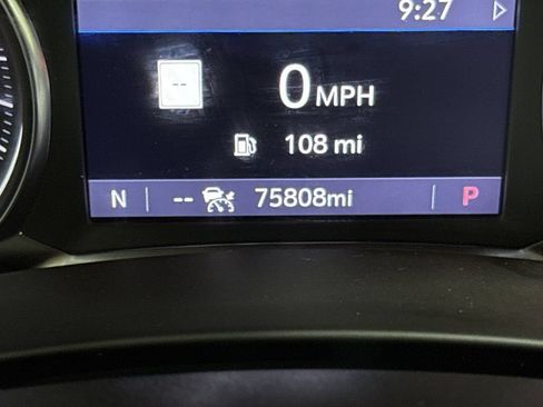 Used 2022 GMC Terrain SLT w/ Infotainment Package II FWD image 13