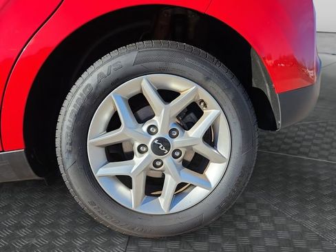 Used 2023 Kia Soul LX w/ Option Group 015 FWD image 33