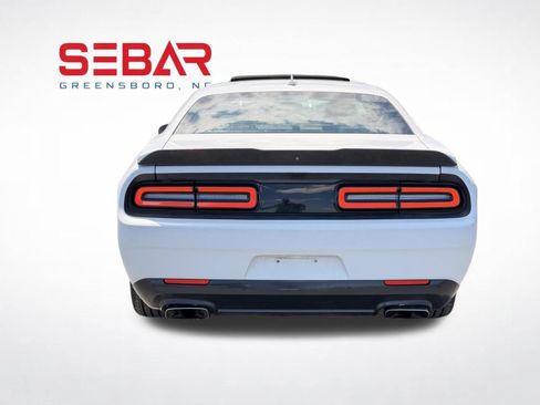 Used 2016 Dodge Challenger R/T Scat Pack RWD image 8