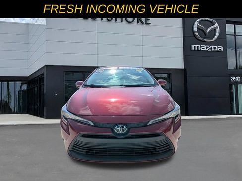 Used 2024 Toyota Corolla LE FWD image 8